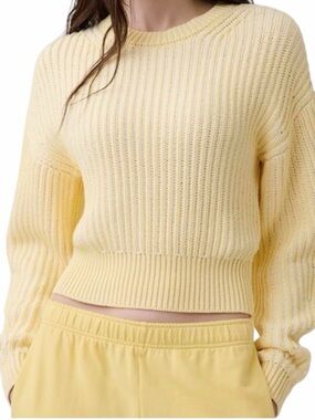Gap 100% Cotton Barrel-Sleeve Crop Sweater Size XSmall